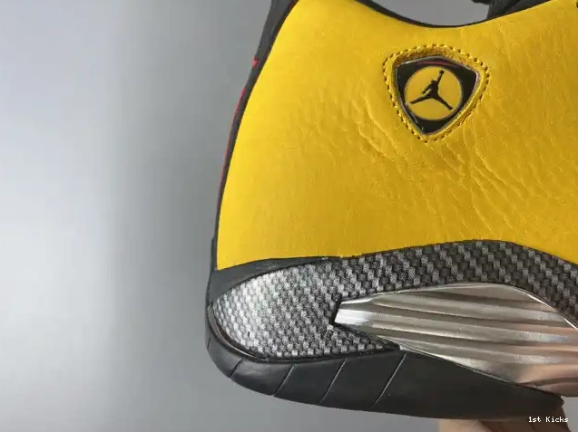 1st Kicks RETRO GOLD BQ3685-706 UNIVERSITY 14 JORDAN AIR 0517